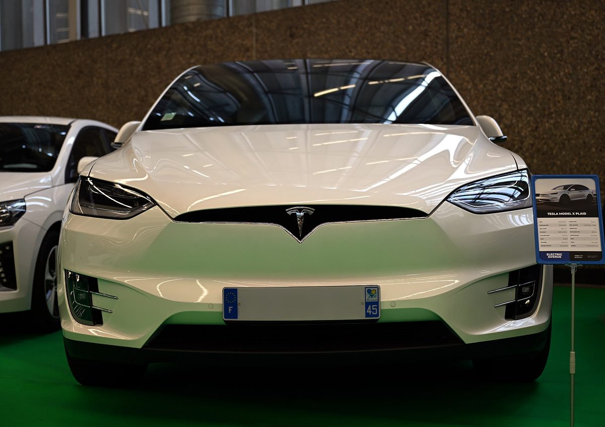 Tesla Model X